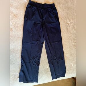 NWT!! GapFit 4-Way Stretch Athletic Pants